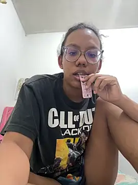 Valen1800 online show from 03-26-26, 02:06