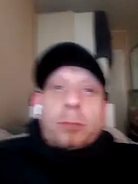Snapshot of Thoma9034 chatting on 05-17-26, 04:21 Thoma9034 online show from 05-17-26, 04:21