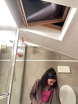 Sora pasquale online show from 10-11-25, 08:51