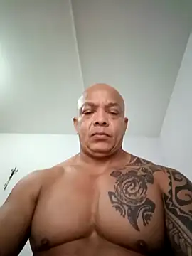 Pichirilo0318 online show from 10-11-25, 03:28