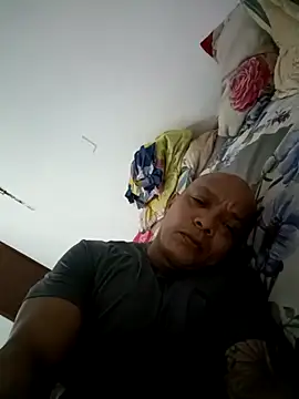 Pichirilo0318 online show from 11-15-25, 04:10