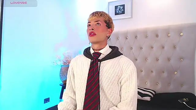 OzorioDany online show from 09-26-25, 03:43