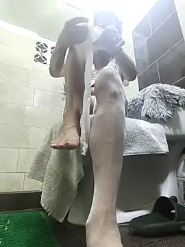 MaryeLunna online show from 10-21-25, 11:11