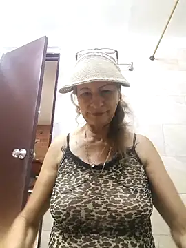 MaryeLunna online show from 04-09-26, 11:59