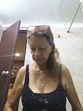 Snapshot of MaryeLunna chatting on 06-19-26, 10:52 MaryeLunna online show from 06-19-26, 10:52