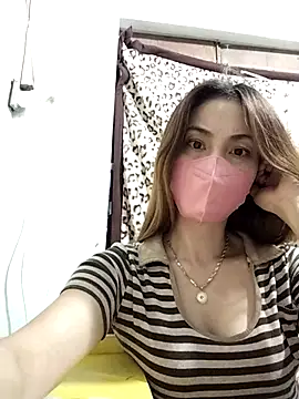 Snapshot of Baby-ladysweet20 chatting on 11-05-25, 10:37 Baby-ladysweet20 online show from 11-05-25, 10:37