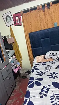 EmilyDuran  online show from 04-07-26, 02:01