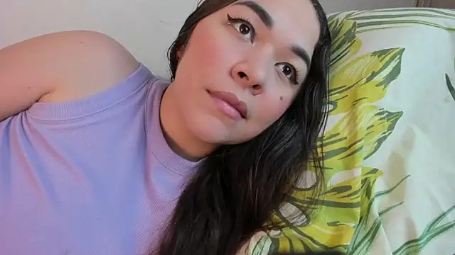 Snapshot of Brianna_Angelina chatting on 03-06-25, 04:08 Brianna Angelina online show from 03-06-25, 04:08