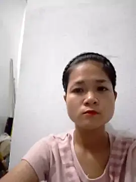 Snapshot of Xoxo_x20 chatting on 10-14-25, 08:20 Xoxo x20 online show from 10-14-25, 08:20