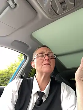 Curvy-Jinx online show from 09-26-25, 09:46