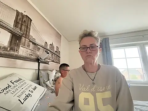 Curvy-Jinx online show from 04-20-26, 12:08