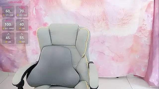 Snapshot of Crush-7ii chatting on 02-26-26, 02:43 Crush-7ii online show from 02-26-26, 02:43