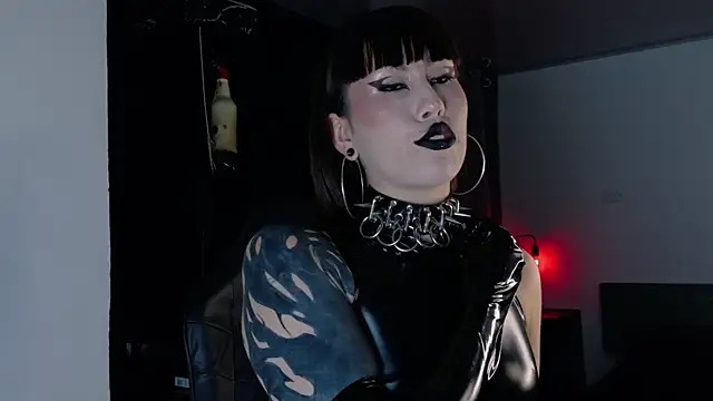 Snapshot of Angelabl0odborne chatting on 10-15-25, 09:04 Angelabl0odborne online show from 10-15-25, 09:04