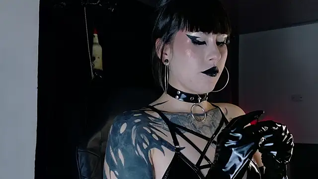 Snapshot of Angelabl0odborne chatting on 10-26-25, 10:15 Angelabl0odborne online show from 10-26-25, 10:15