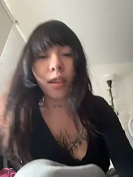 Kitty yukimura online show from 06-21-26, 08:00