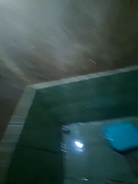 Snapshot of MaxB057 chatting on 09-17-25, 07:54 MaxB057 online show from 09-17-25, 07:54