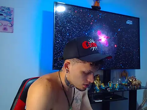 Snapshot of Kieran_kian chatting on 12-16-25, 04:28 Kieran kian online show from 12-16-25, 04:28