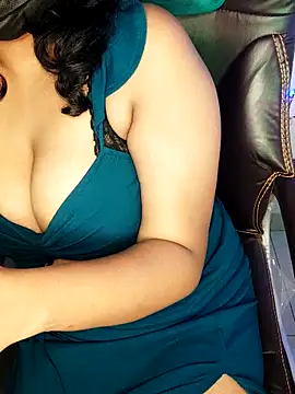 Snapshot of darling_devil chatting on 11-09-25, 10:41 darling devil online show from 11-09-25, 10:41