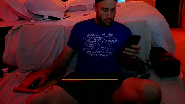 Luv2SuckBWC92 online show from 10-06-25, 04:21