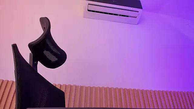 OliviaSweett online show from 09-22-25, 01:02