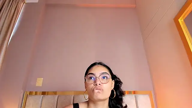 LunaAspen  online show from 11-18-25, 06:12