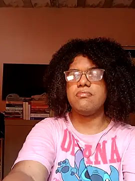 Snapshot of fannyorgastic chatting on 12-02-25, 01:17 fannyorgastic online show from 12-02-25, 01:17