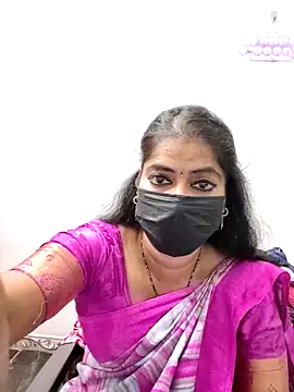 Snapshot of tamil_Sigappu_Roja chatting on 12-17-25, 01:44 tamil Sigappu Roja online show from 12-17-25, 01:44