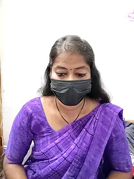 Snapshot of tamil_Sigappu_Roja chatting on 05-25-26, 01:00 tamil Sigappu Roja online show from 05-25-26, 01:00