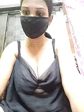Snapshot of Devi-with-Ram chatting on 04-07-26, 07:53 Devi-with-Ram online show from 04-07-26, 07:53