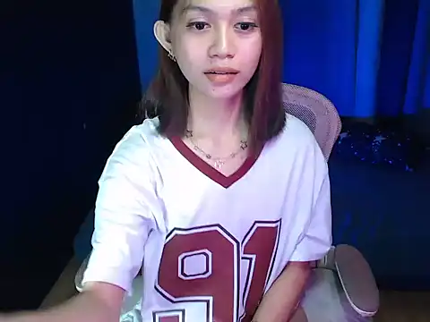 Snapshot of kiamiller_x chatting on 03-09-26, 12:42 kiamiller x online show from 03-09-26, 12:42