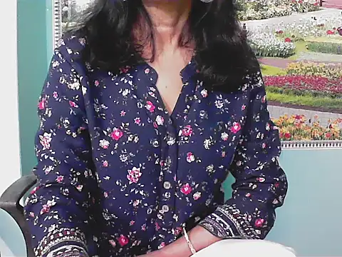 Snapshot of Lovely_bhabhi143 chatting on 11-22-25, 05:39 Lovely bhabhi143 online show from 11-22-25, 05:39