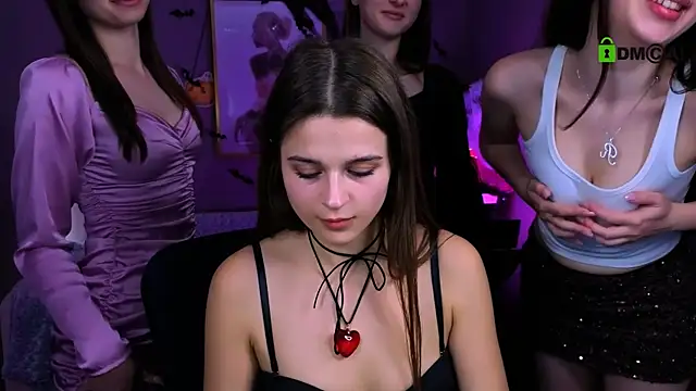 nekky mouse online show from 10-31-25, 08:32