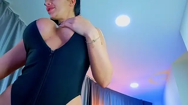 Snapshot of SinwithJessy chatting on 02-15-26, 06:54 SinwithJessy online show from 02-15-26, 06:54