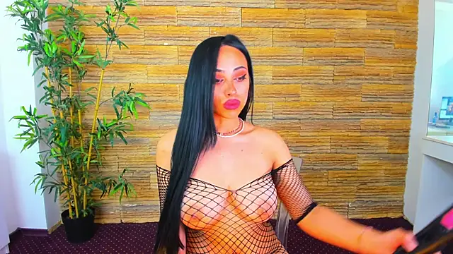 Cupcake Izzy online show from 04-22-26, 05:21