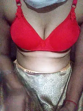 Snapshot of LAKSHMI_B chatting on 09-18-25, 03:58 LAKSHMI B online show from 09-18-25, 03:58