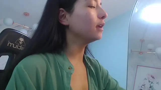 victoria hernandez t  online show from 03-06-26, 01:07