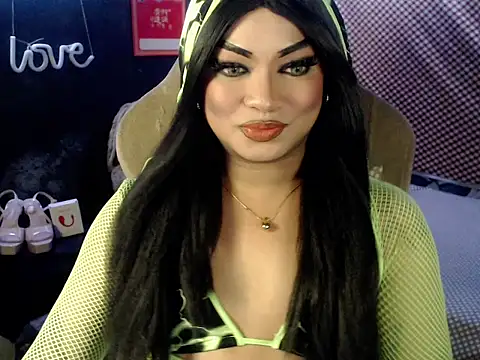 xxXMissCessXxx online show from 03-23-26, 04:44