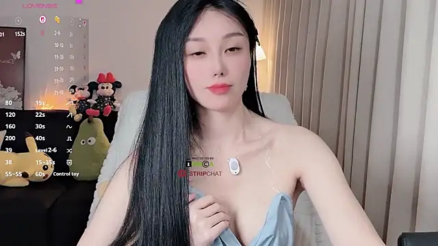 Xiatian520  online show from 02-02-26, 07:23