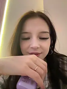 Snapshot of Angel__Rosse chatting on 07-20-26, 04:53 Angel Rosse online show from 07-20-26, 04:53