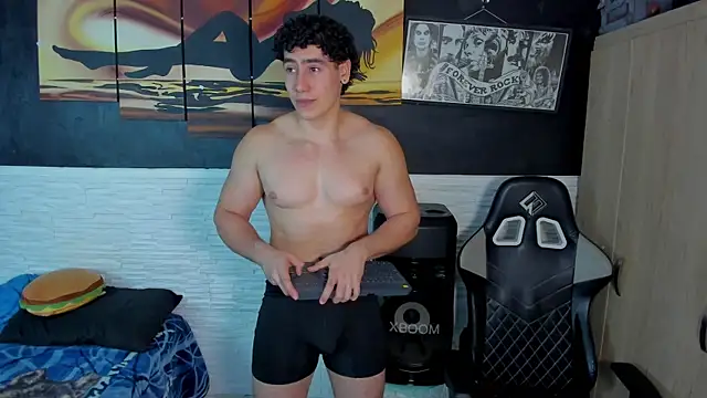 Snapshot of jep_play99 chatting on 02-06-26, 06:29 jep play99 online show from 02-06-26, 06:29