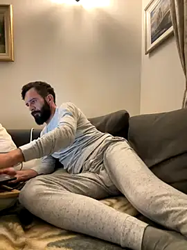 Snapshot of Michel_huge chatting on 10-26-25, 06:36 Michel huge online show from 10-26-25, 06:36