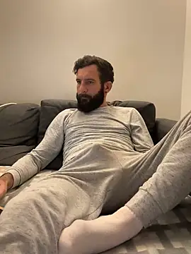 Snapshot of Michel_huge chatting on 11-14-25, 07:07 Michel huge online show from 11-14-25, 07:07