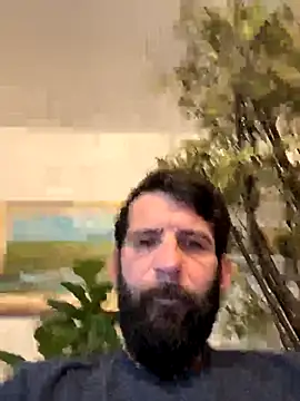 Snapshot of Michel_huge chatting on 11-23-25, 08:25 Michel huge online show from 11-23-25, 08:25