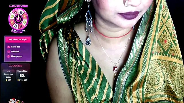 Snapshot of QUEEN_SAKHI- chatting on 07-11-26, 04:53 QUEEN SAKHI- online show from 07-11-26, 04:53