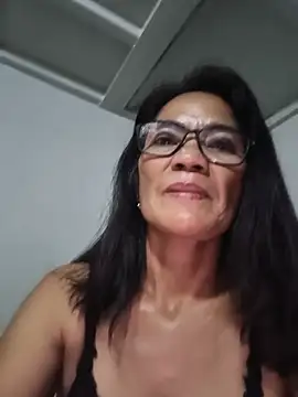 ImYourWoman 55 online show from 06-17-26, 10:21