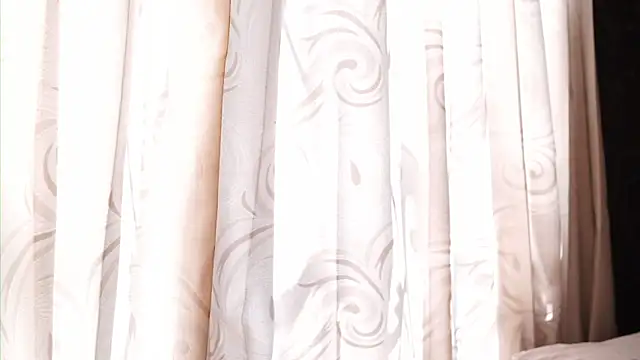 Ariaa Isabell online show from 12-03-25, 07:01