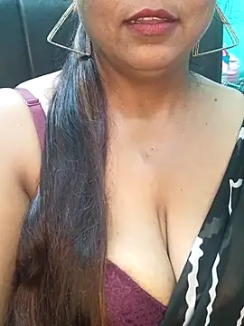 Snapshot of Bhanu-Sharma chatting on 06-03-26, 02:44 Bhanu-Sharma online show from 06-03-26, 02:44