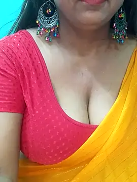 Snapshot of Bhanu-Sharma chatting on 06-25-26, 03:17 Bhanu-Sharma online show from 06-25-26, 03:17