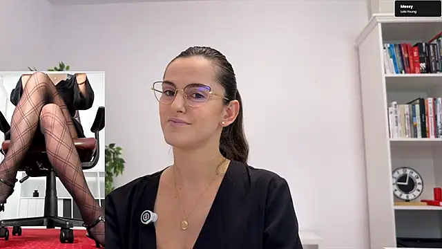 LegswAttitude online show from 11-13-25, 11:31