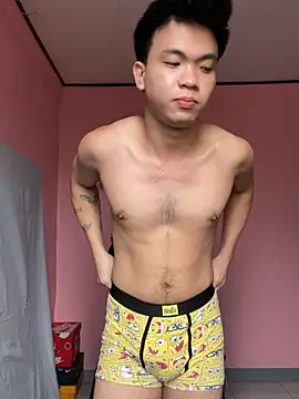 Snapshot of JerichoGutierez chatting on 12-19-25, 01:23 JerichoGutierez online show from 12-19-25, 01:23